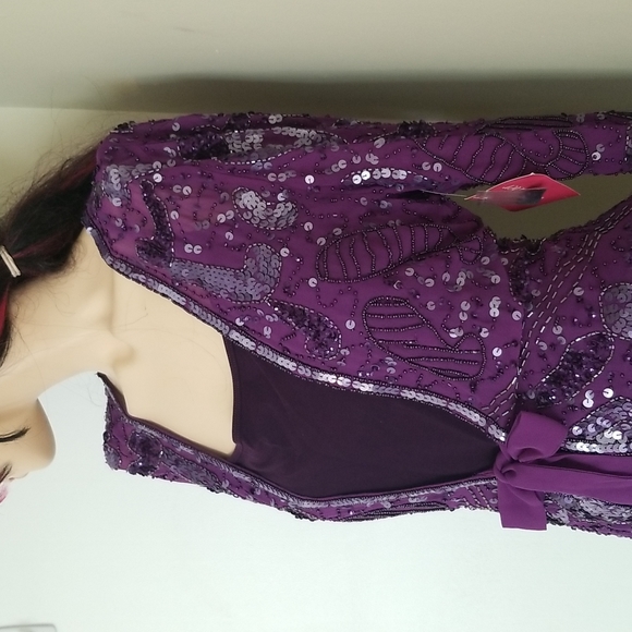 TOGETHER Sequins Top with front tie - Picture 4 of 7